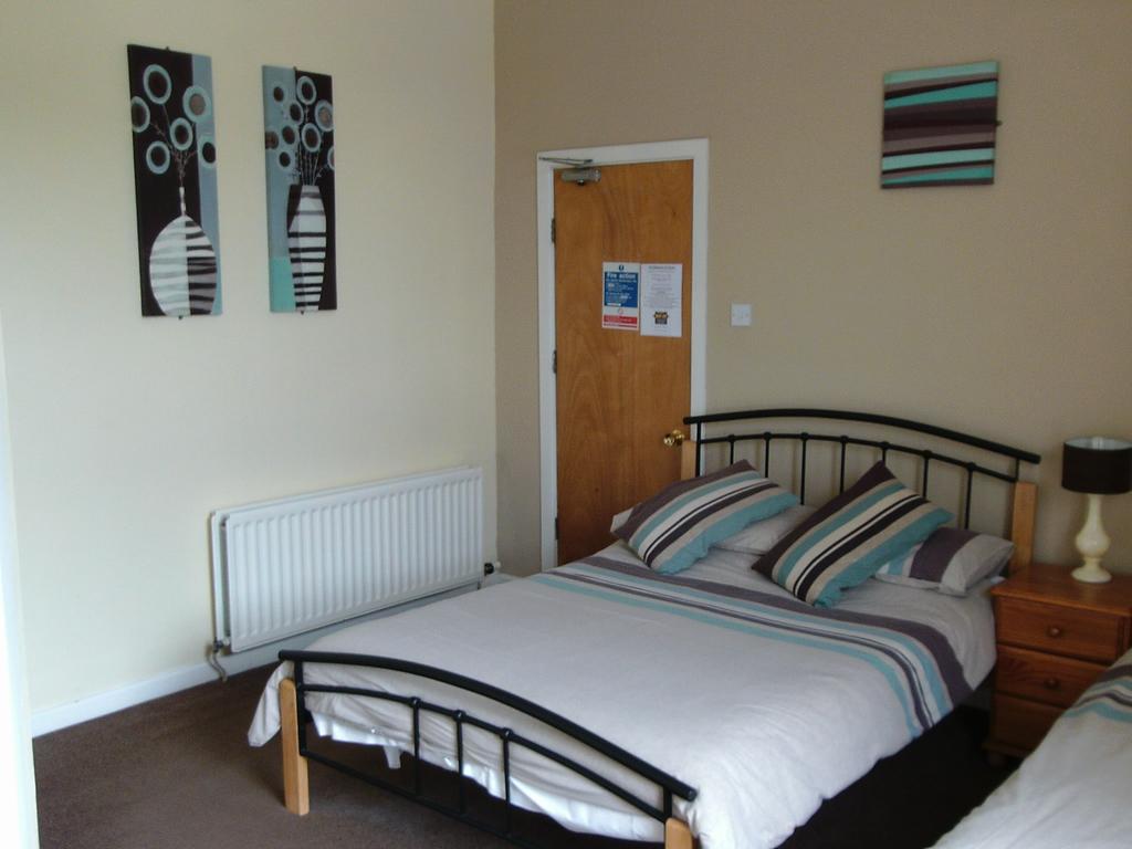 Guest house The Balmoral & Terrace